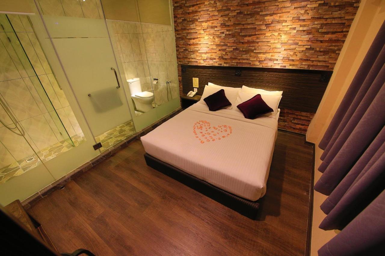 Apple Hotel Penang George Town Exterior foto